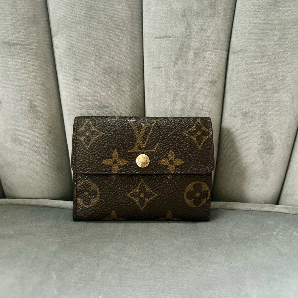Louis Vuitton Ludlow Wallet in Monogram